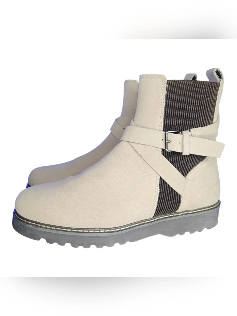 Donald Pliner Captain Suede Bootie, Womens 9 - Picture 3 of 11